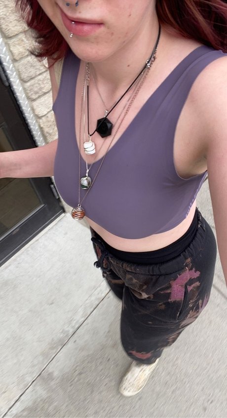 Quinn Sinz leaked onlyfans