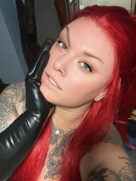 Quinn Grey naked onlyfans leak