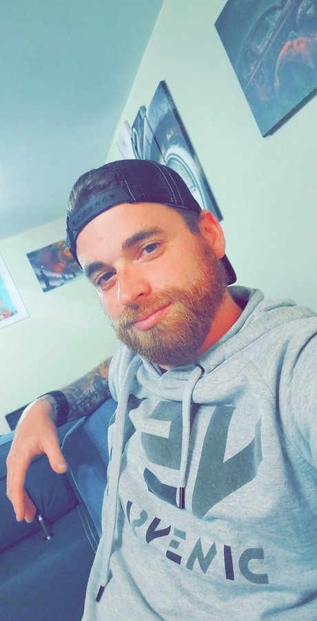 Questionable Dee nude leaked onlyfans