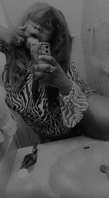 Queenz GTFM_ onlyfans strip