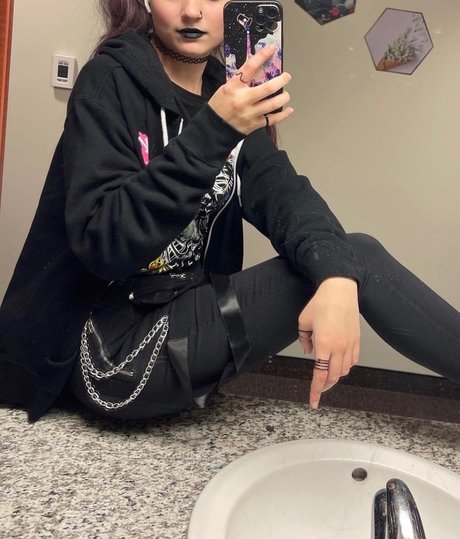 Queen Yvette only fans pictures