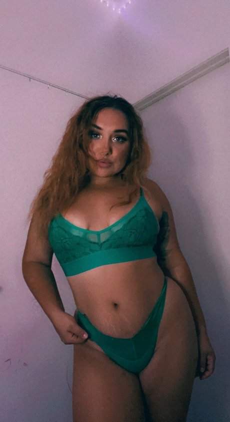 Queen Rae desnuda onlyfans