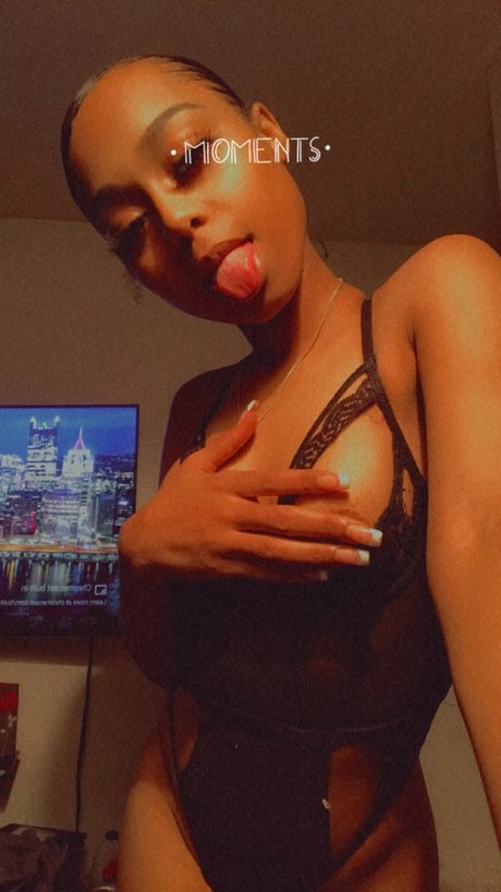 QueenCandy only fans content