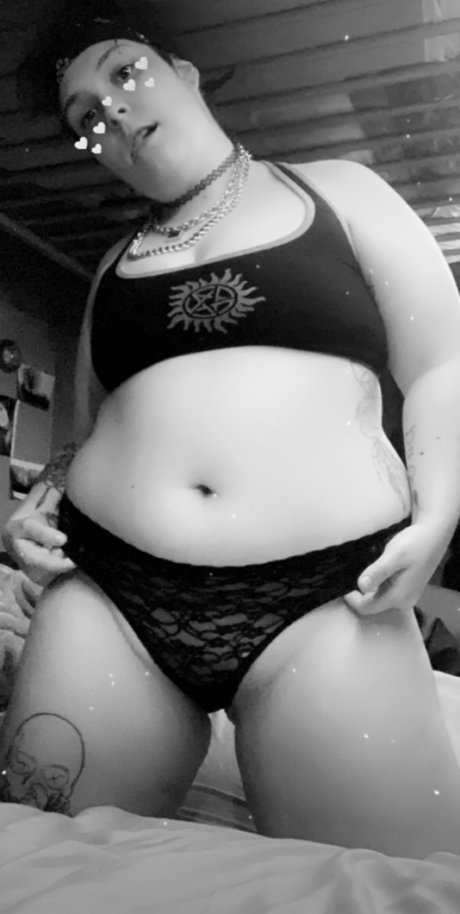 Queen Kriss onlyfans archives