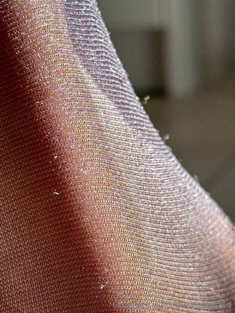 Queenfeetred onlyfans strip