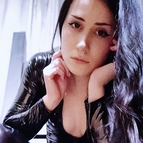 Queen Daeva only fans leak