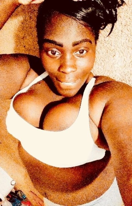 Queen Britt onlyfans creator