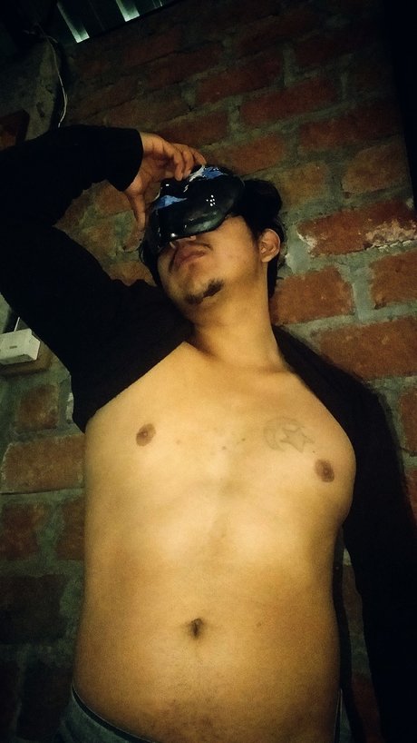 Danny Agila nude onlyfans leaks