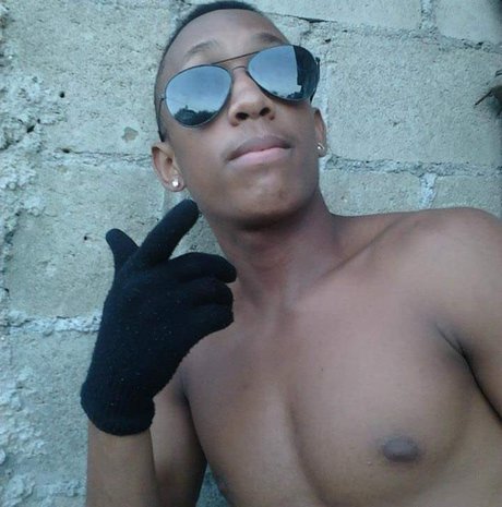 Daniel Reyes onlyfans leaks