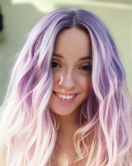 Desiree Vayolet onlyfans leaks.