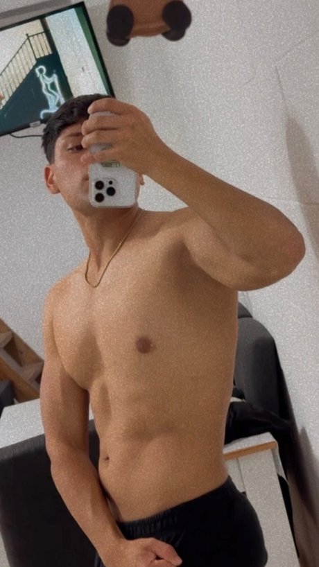 darian medina strip onlyfans