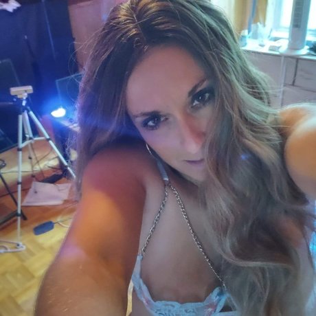 Dare Clio naked on onlyfans