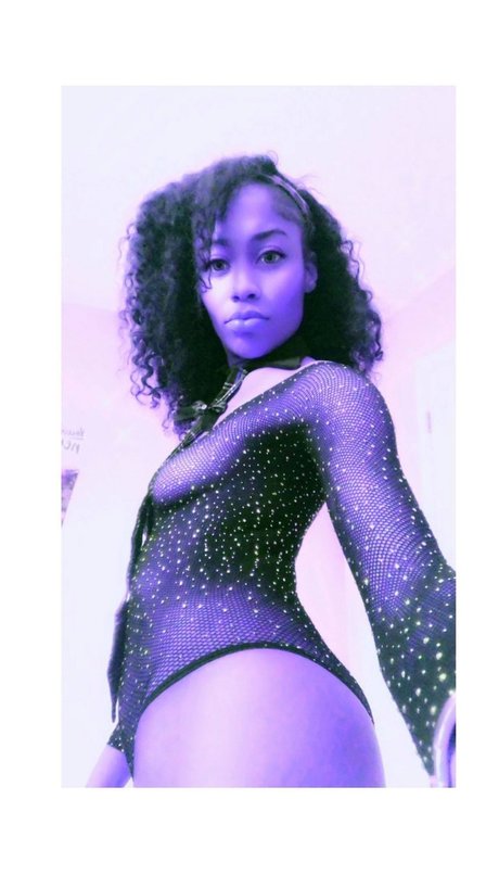 OfficiallyRahriKnows onlyfans xxx