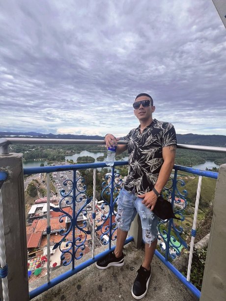 Edwards 420 onlyfans model images