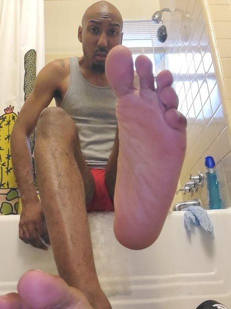 DMVFOOTDUDE naked onlyfans