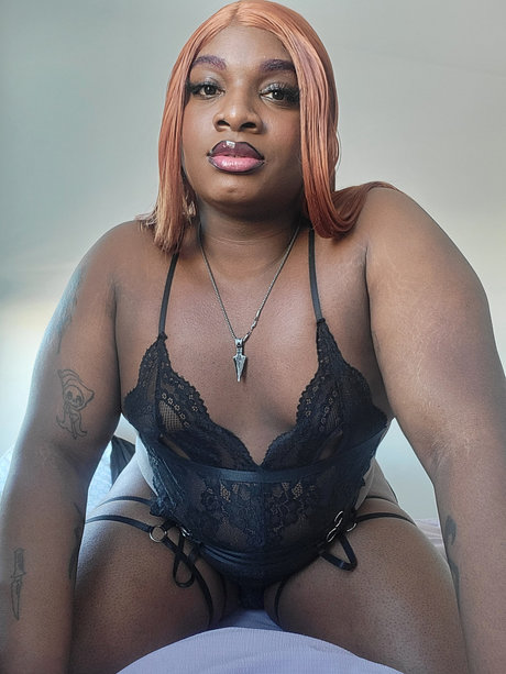 Dixie Grayson onlyfans nudes leak