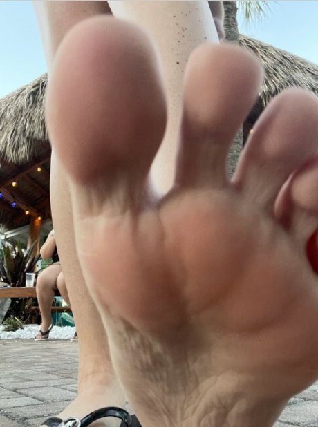 Feetz Galore Girls onlyfans nude leaked