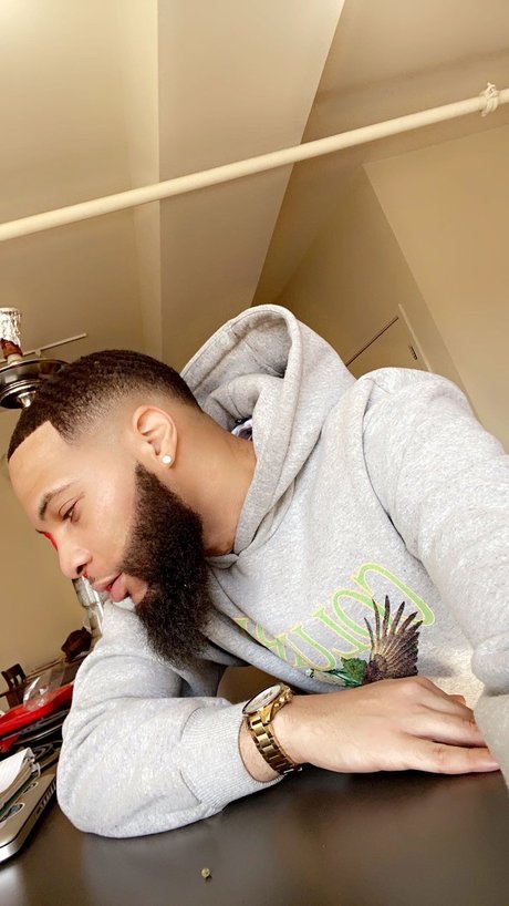 Rashaad nude only fans