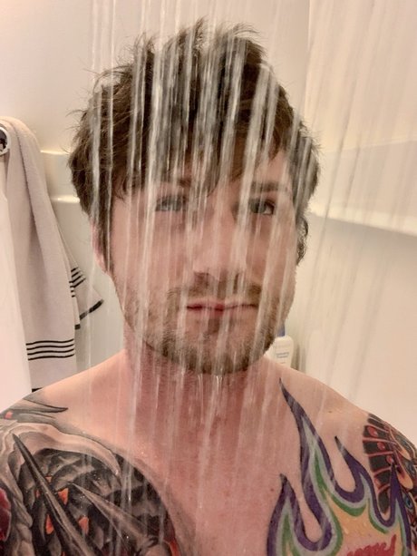 Gassy onlyfans desnuda