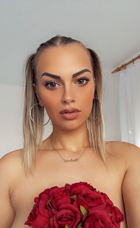 Raluuu onlyfans porn nude