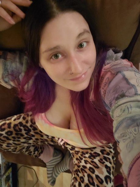 Rhiannon Exotic only fans pics