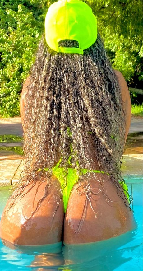 Rezinha nudes onlyfans leak