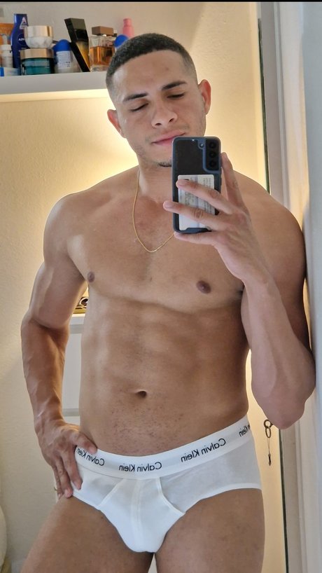 reikxxl topless onlyfans