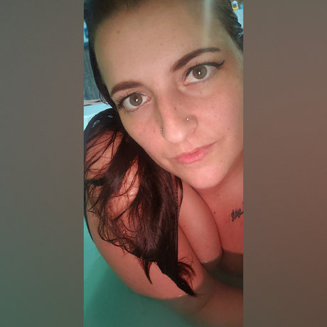 Redhotmeg onlyfans free