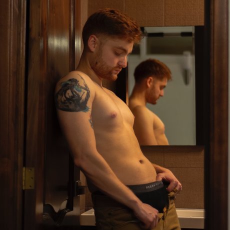 redhotjoe onlyfans topless