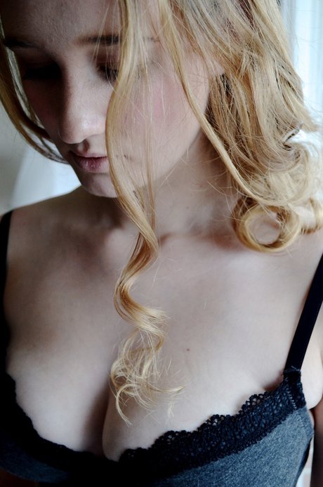 Redhead Jessi onlyfans nude pictures