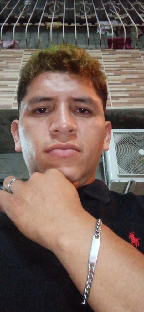 gildardo hot onlyfans