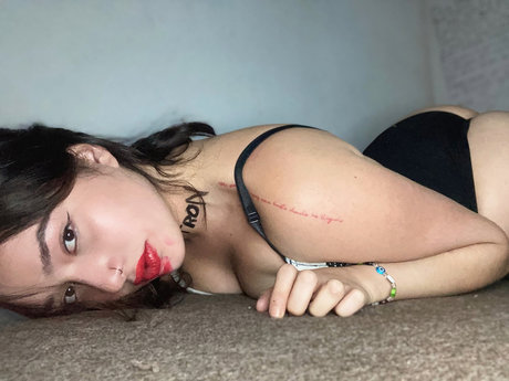 Roslyn Shalala onlyfans mega