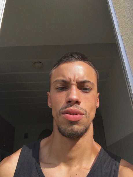 R mulo Ferreira onlyfans leaked free