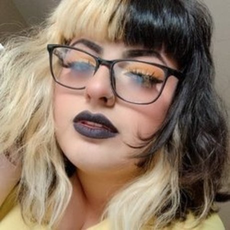 moon cookie babe_ on onlyfans