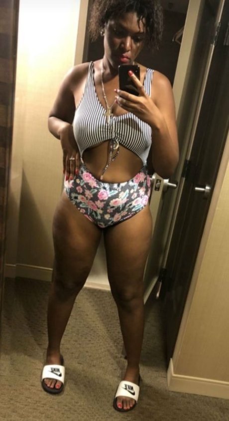 Tease queen_ onlyfans leak nude