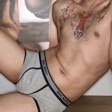 Robert Sativa onlyfans leaked