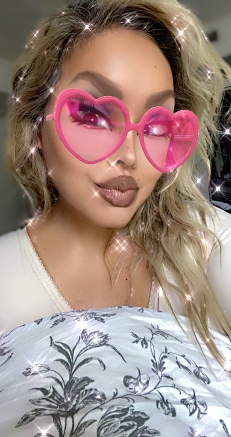 Reiana Love onlyfans sexy