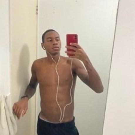 Rique pacheco is on onlyfans