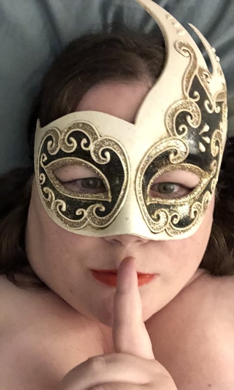 Rue Cane onlyfans model photos