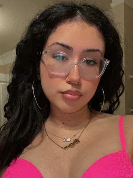 Ruby Reina onlyfans leajs