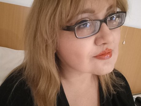 RUBY BERROCAL onlyfans nude tits