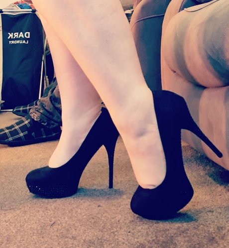 Roxanna Lake only fans pictures