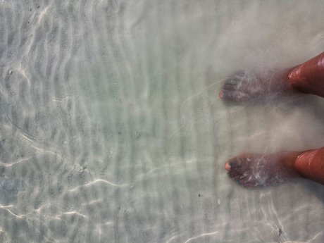 roundbrowntoes onlyfans tits