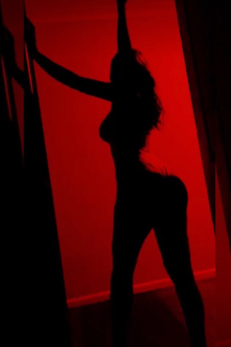 R O S I E_ onlyfans leak