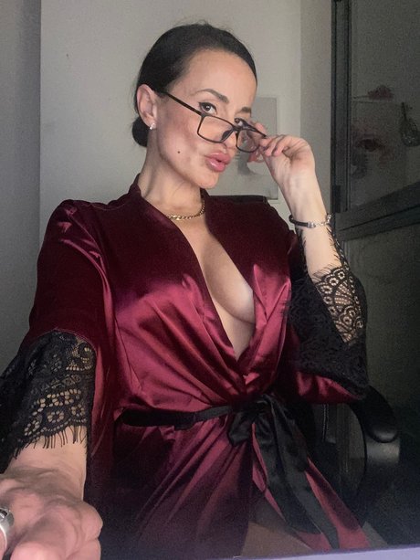 Samanta Sainz onlyfans lesk