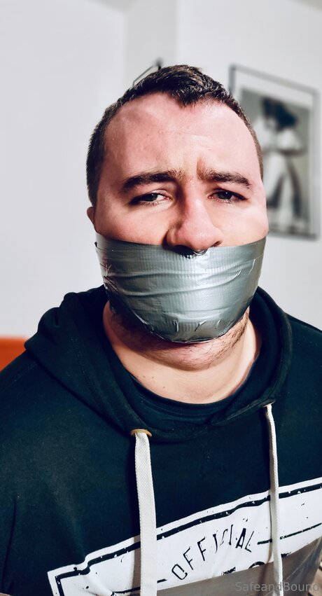 Safe and Bound onlyfans naked