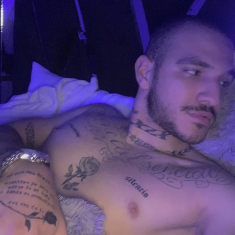 Sadosantos onlyfans gratis