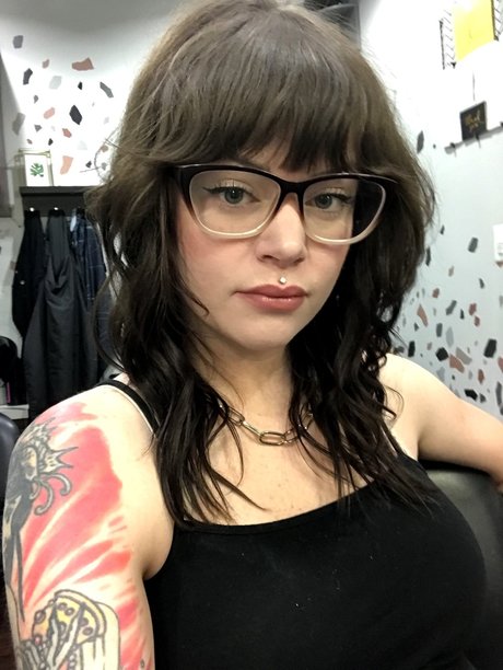 Sadie Morgan only fans pic