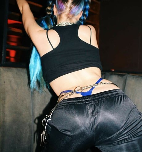 Ashnikko only fans nude