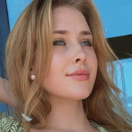 fifisprouts onlyfans pics